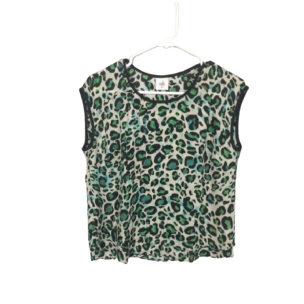 CAbi 3260 Jungle Cheetah Leopard Envy Green Short Sleeve Top Size XS - Picture 9 of 10